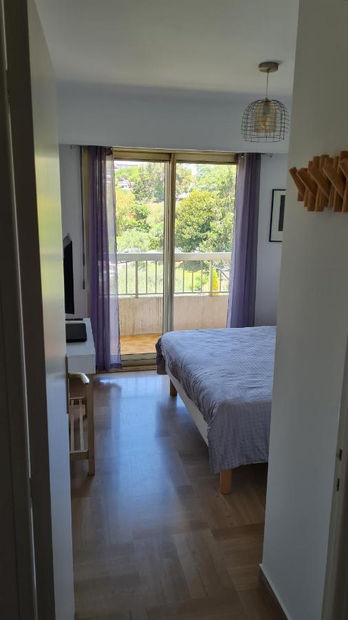 2P Entierement Climatise I Bien Insonorise I Wifi I A 300 M De La Mer I Restaurants Commerces Et Transports A 5Mn A Pied I Ideal 2 Personnes I Possibilite 4 Avec Canape Lit De Qualite I Tres Belle Douche 滨海卡涅 外观 照片